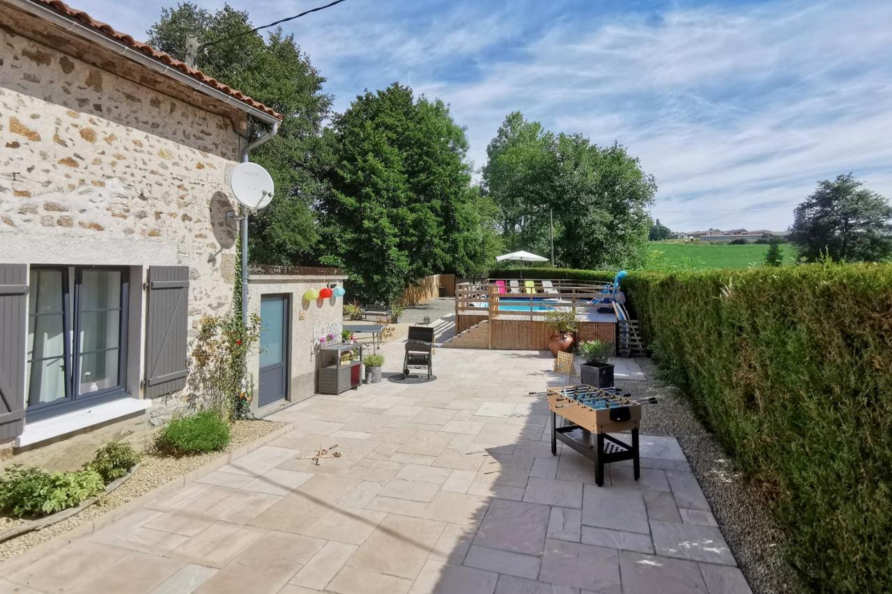 Gite Du Moulin Toucan Berneuil  Exterior foto